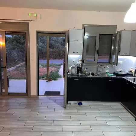 Cretanbluebungalowchania Semesterbostad *