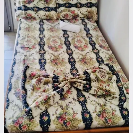 Cretanbluebungalowchania Semesterbostad