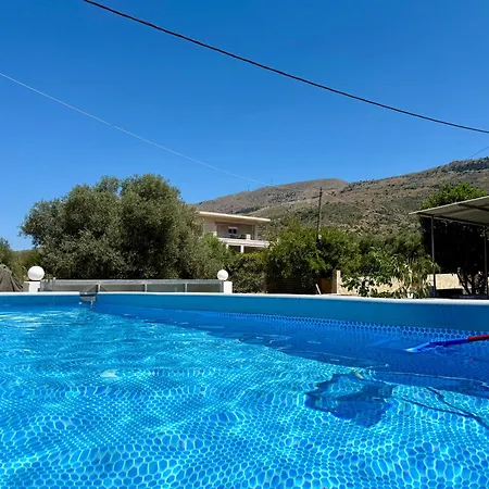Cretanbluebungalowchania * Chania (Crete)
