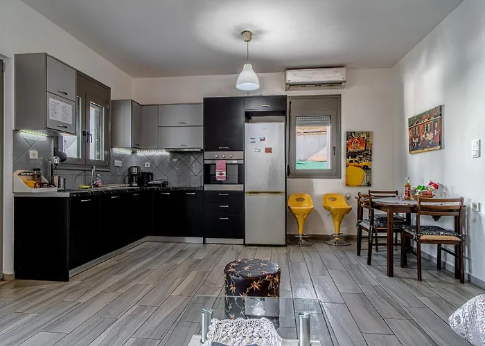 Cretan Blue Chania Holiday home *